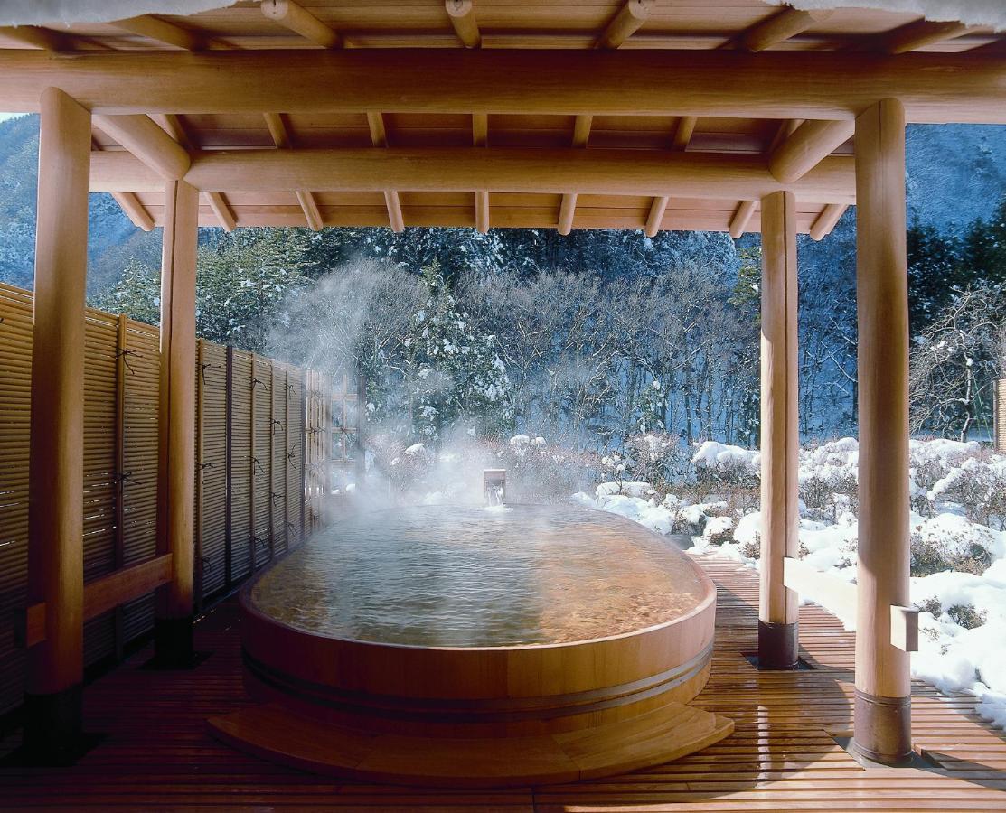 ホテル 全館源泉掛け流しの宿 西山温泉 慶雲館 早川町 エクステリア 写真